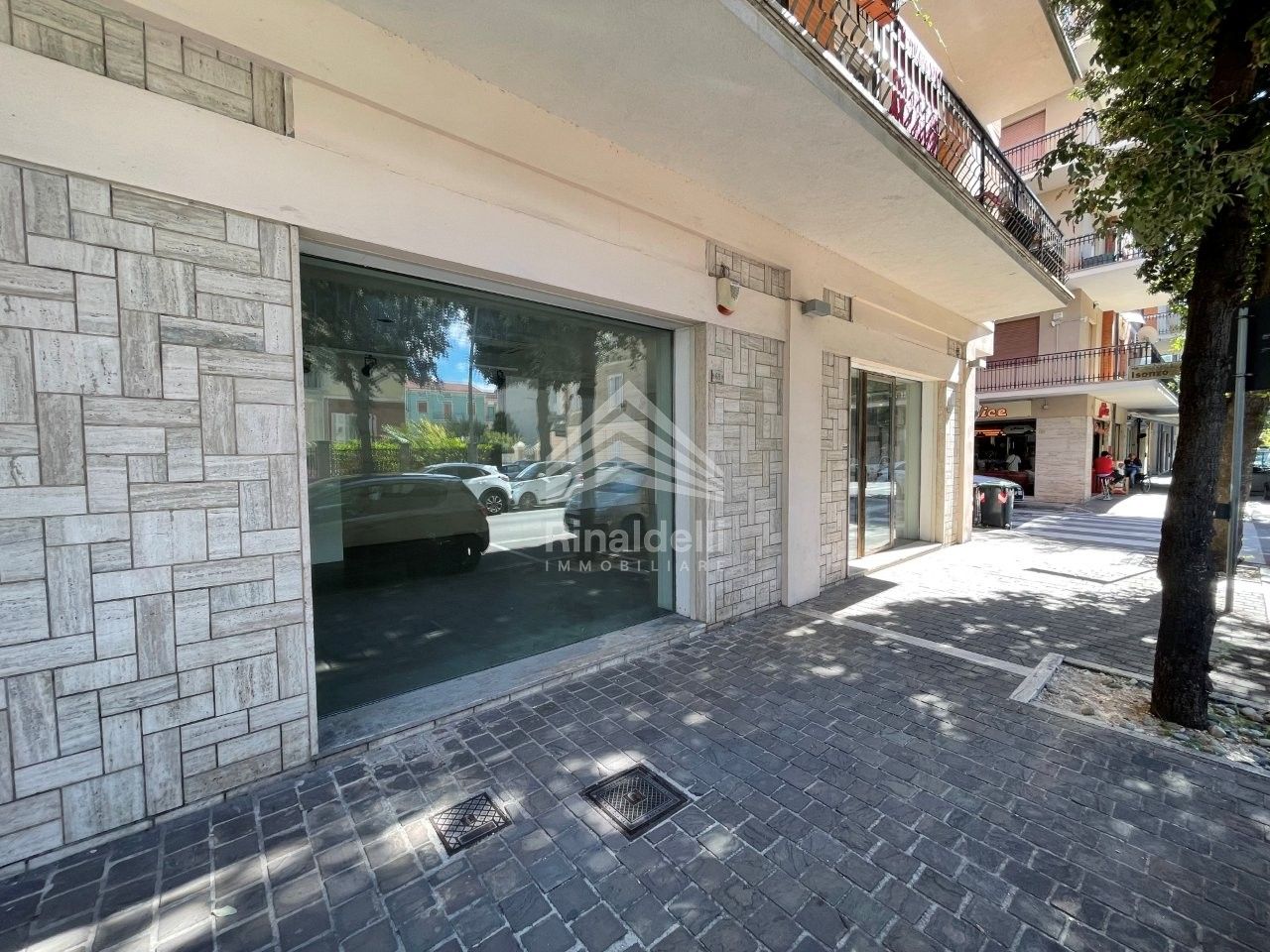 Locale Commerciale  in vendita a Civitanova Marche - Foto 3
