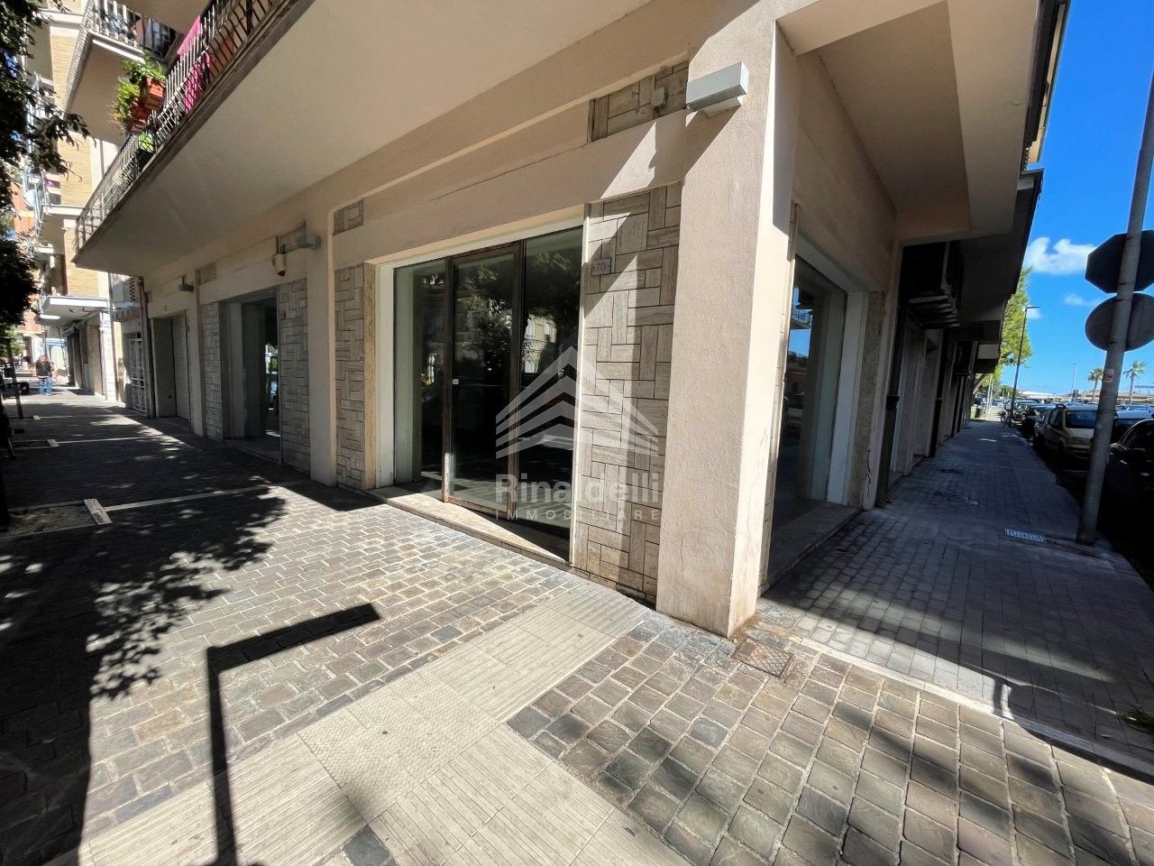 Locale Commerciale  in vendita a Civitanova Marche - Foto principale