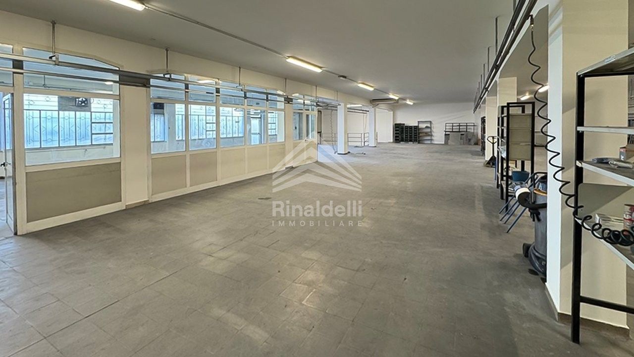 Stabilimento Industriale in vendita a Civitanova Alta  - Foto principale