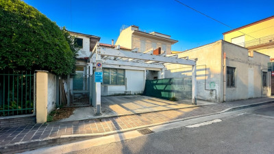 Laboratorio in vendita a Porto Sant'Elpidio