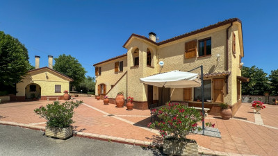 Villa in vendita a Sant'Elpidio a Mare