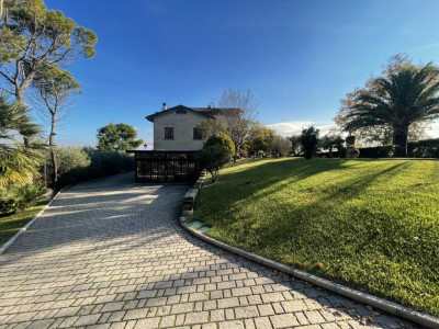 Villa in vendita a Corridonia