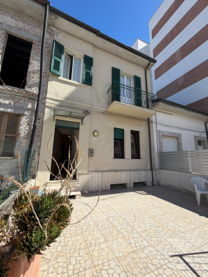 Casa Cielo Terra in vendita a Civitanova Marche
