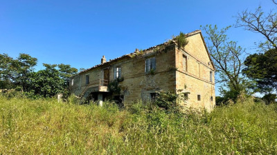 Casa Colonica in vendita a Sant'Elpidio a Mare