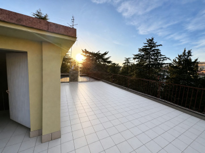 Casa Cielo Terra in vendita a Macerata