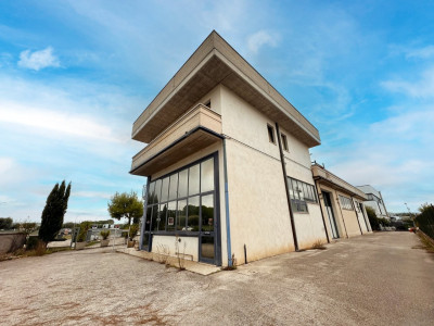 Laboratorio in vendita a Sant'Elpidio a Mare