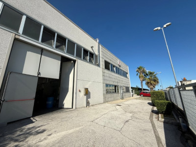 Laboratorio in vendita a Civitanova Marche